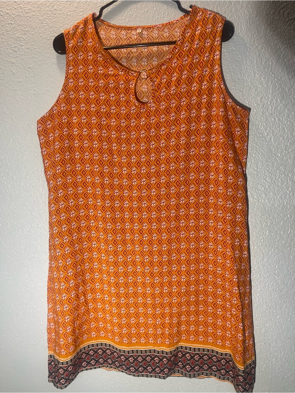Source Unknown Orange Geometric Sleeveless Tunic